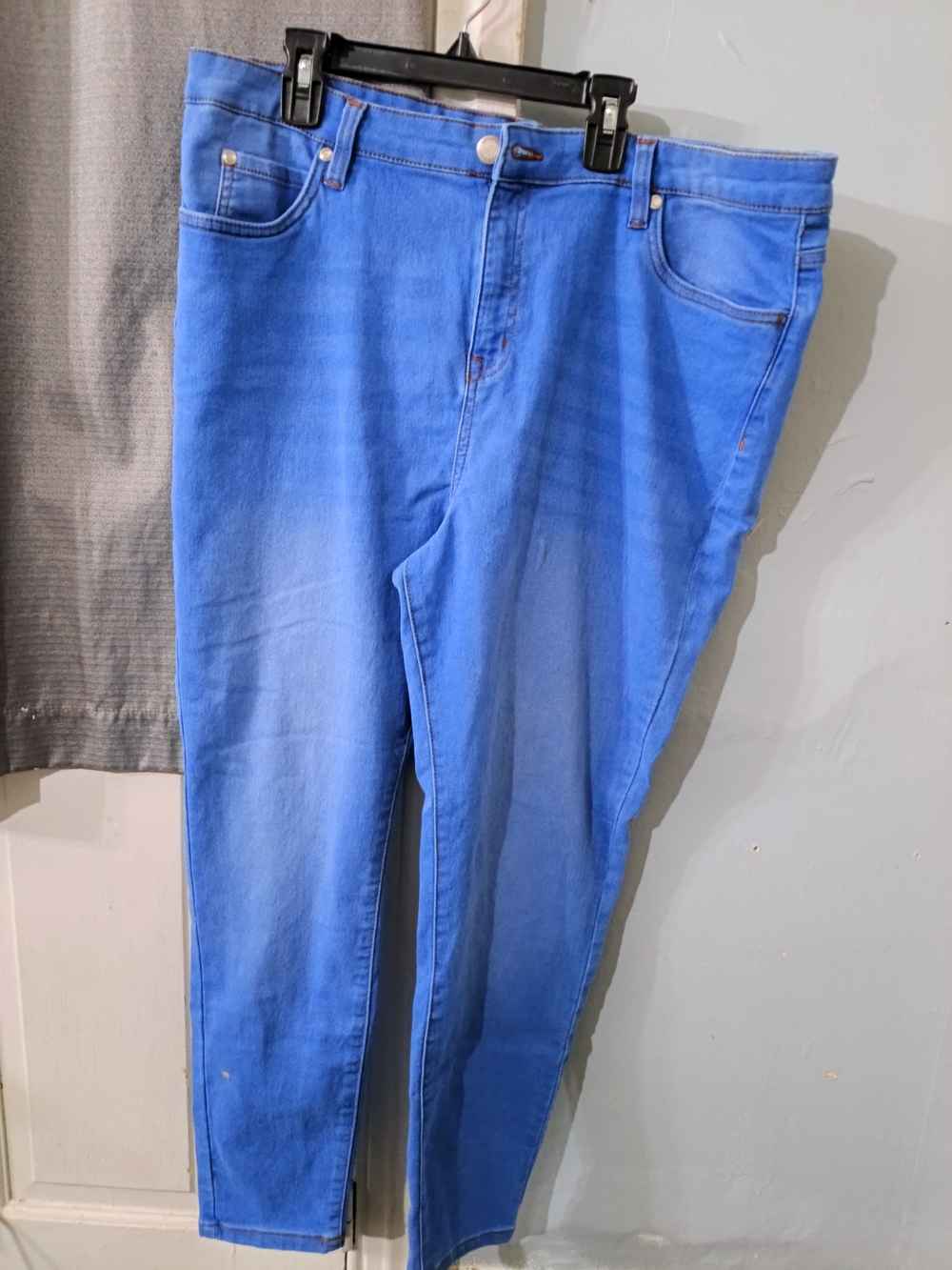 Serra Women's Vibrant Blue Stretch Jeggings